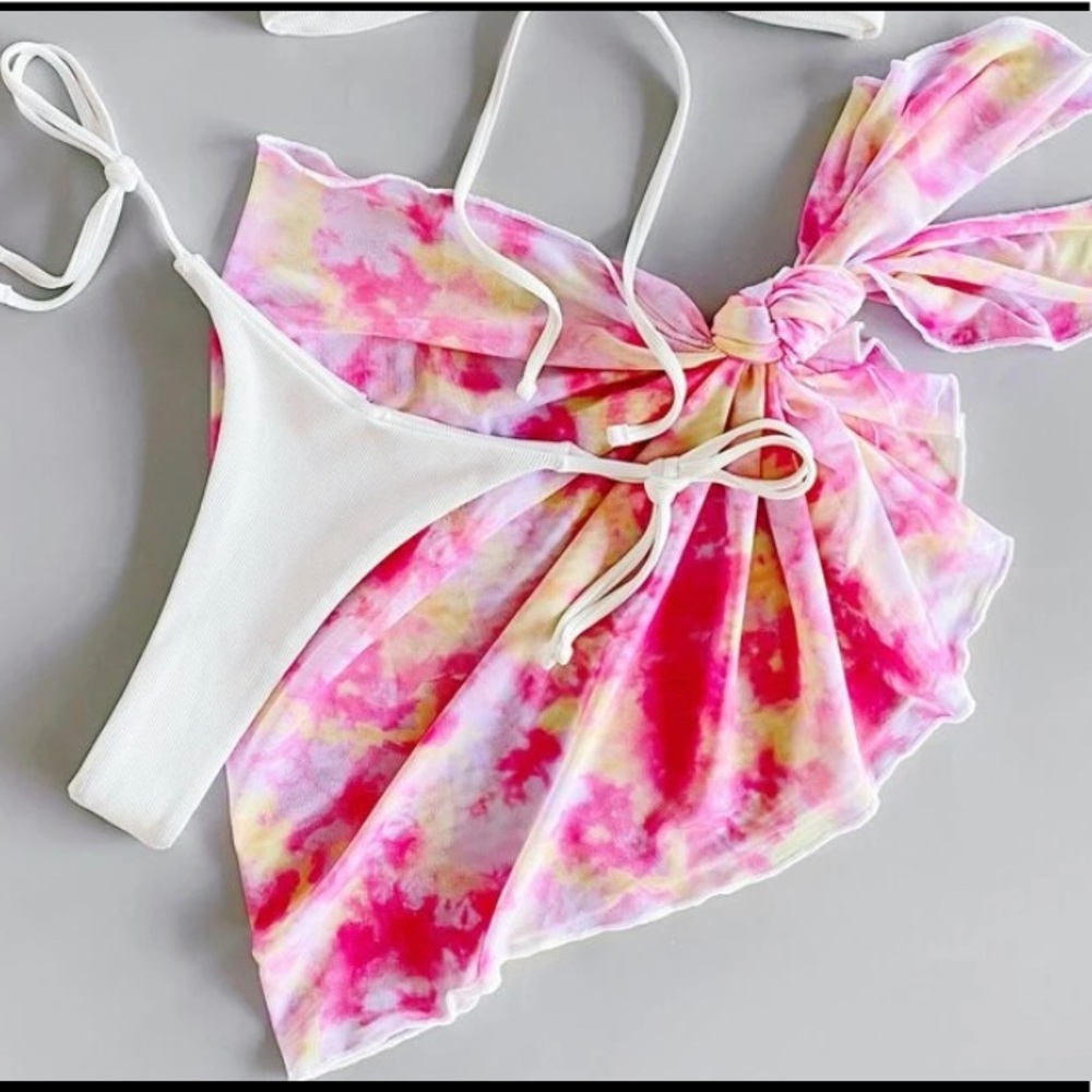Bikini bottom & sarong set